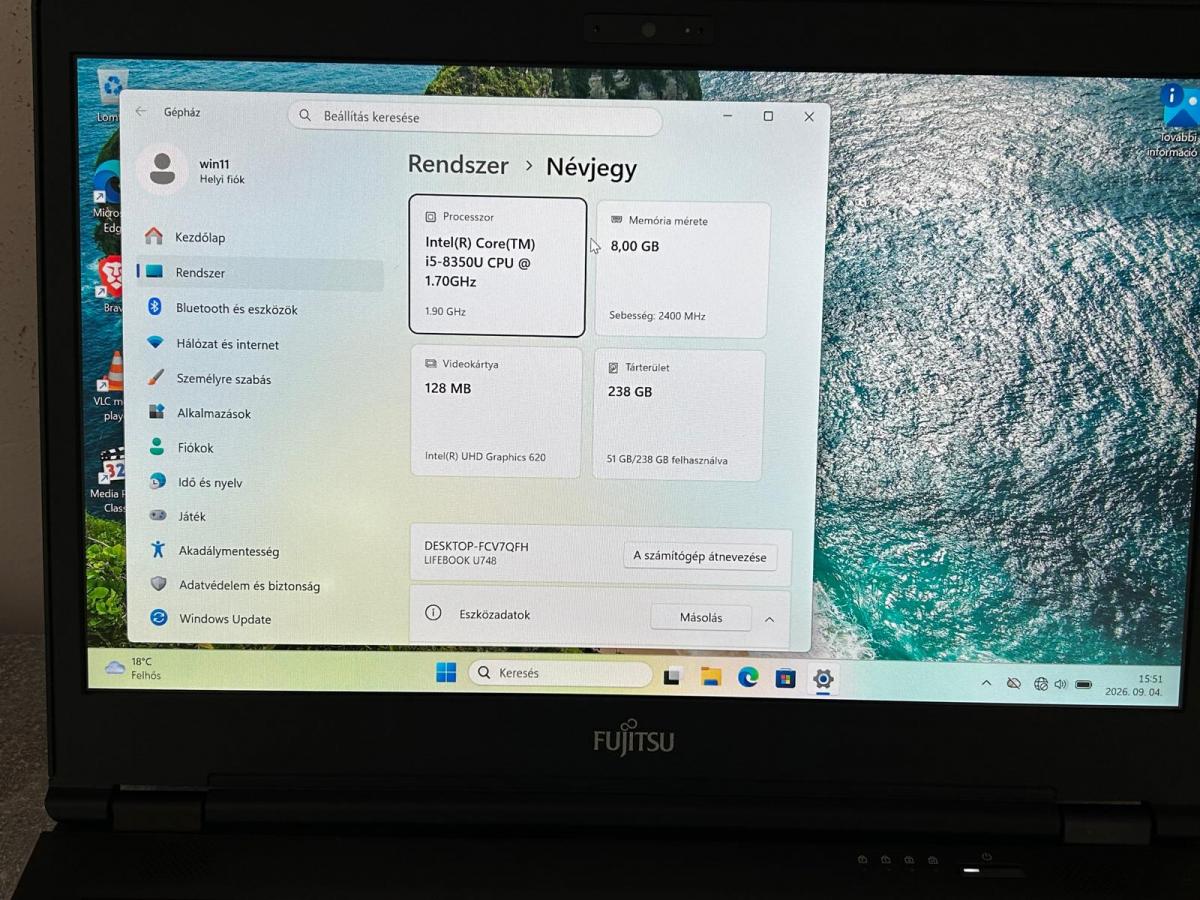 Fujitsu LifeBook U748